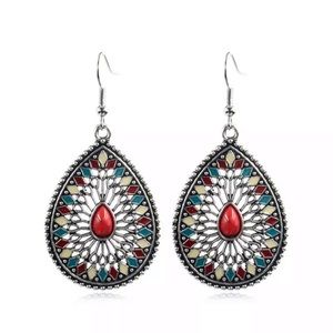 🆕 Boho Chic Earrings